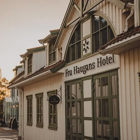 Fru Haugans Hotel-2