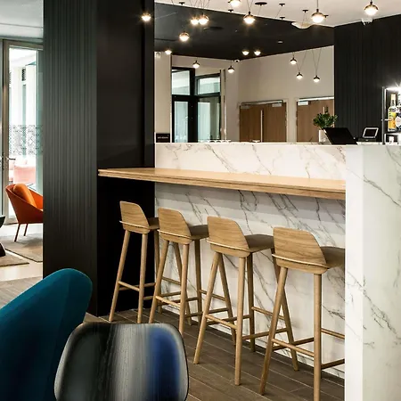 Mercure Paris 17 Batignolles-2