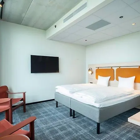 Comfort Hotel Solna Arenastaden-2
