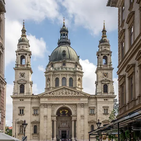 Ikonik Parlament-2