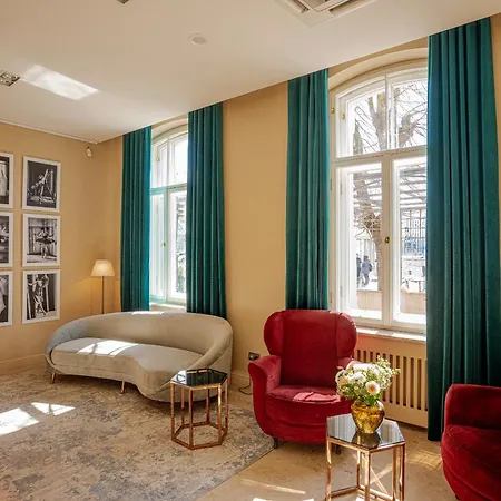Opera Hotel-2