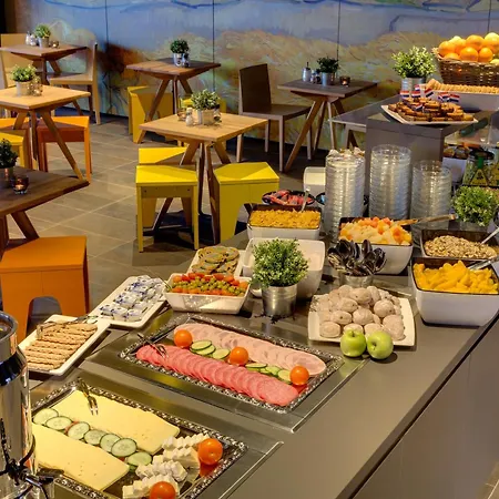 Meininger Hotel Amsterdam City West-3