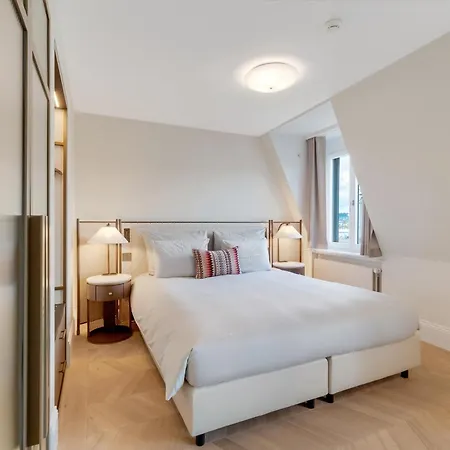 Small Luxury Hotel Ambassador Zurich-2
