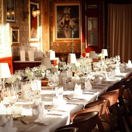Hotel Pigalle-2