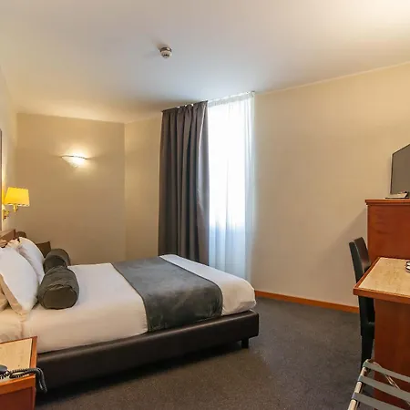 Hotel Accademia-2