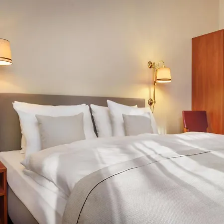 Garner Hotel Hamburg St. Georg By Ihg-3
