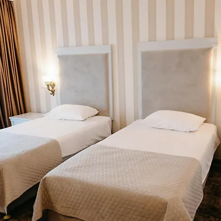 Hotel La Castel Iasi-2