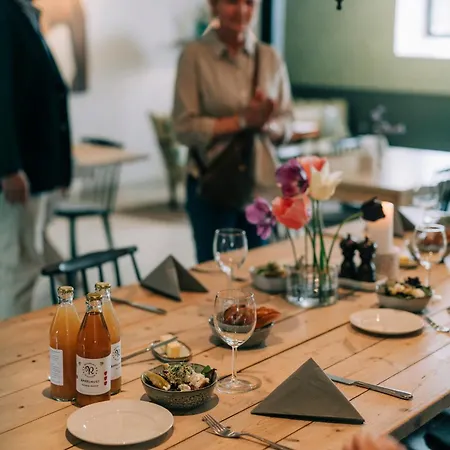 Svabesholms Kungsgårds B&B och Pensionat Stenshuvud-3