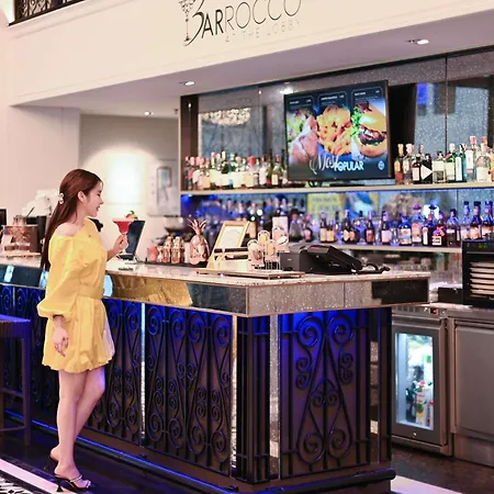 Moevenpick Myth Hotel Patong Phuket-2