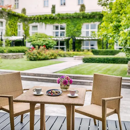 Mandarin Oriental, Prague-2