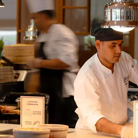 Fairmont Bab Al Bahr-3