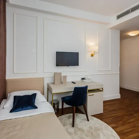 Art Hotel-2