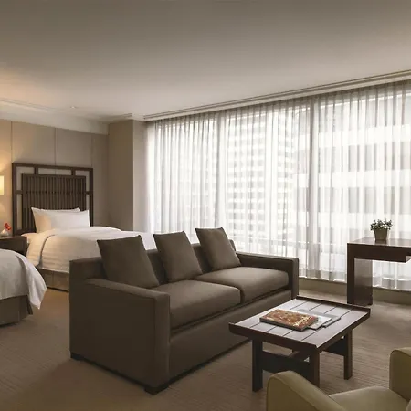 Hyatt Vancouver Downtown Alberni-2