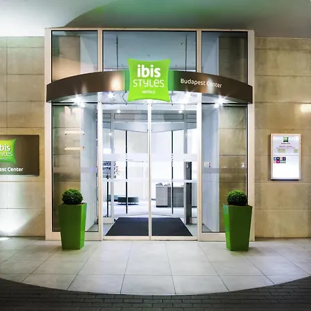Ibis Styles Budapest Center-2