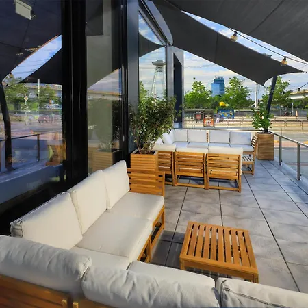 Park Inn By Radisson Danube Bratislava-2