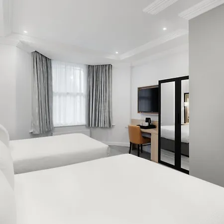 Spark By Hilton London Chiswick-2