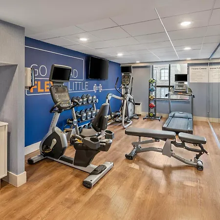Holiday Inn Express Toronto Downtown By Ihg-2