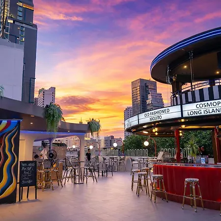 Radisson Suites Bangkok Sukhumvit-3
