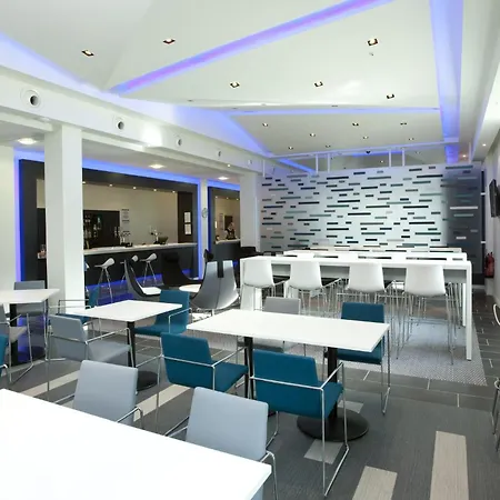 Holiday Inn Express Manchester City Centre Arena By Ihg-3