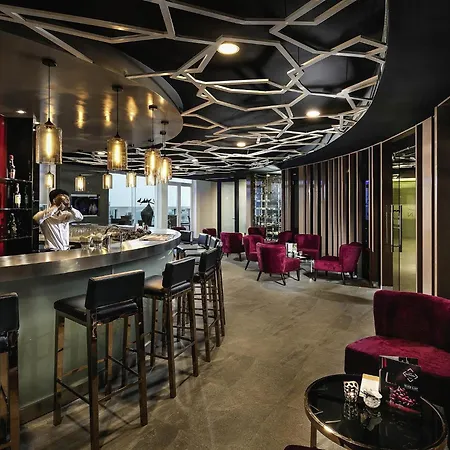 Novotel Suites Hanoi-3