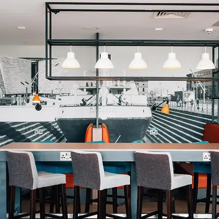 Hampton By Hilton Belfast City Centre-3