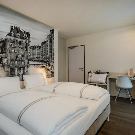 Premier Inn Hamburg City Berliner Tor-2