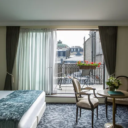 Hotel Saint-Petersbourg Opera & Spa-2