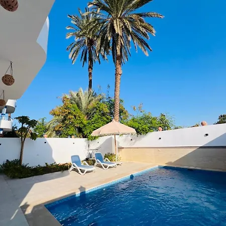 Sunwing House-3