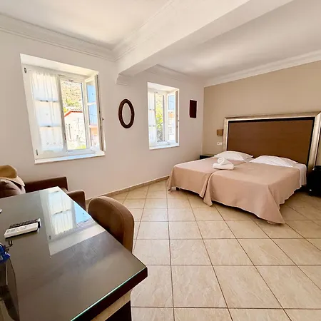 Mistral Hotel-2