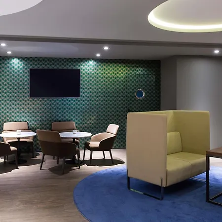 Mercure Madrid Centro-3