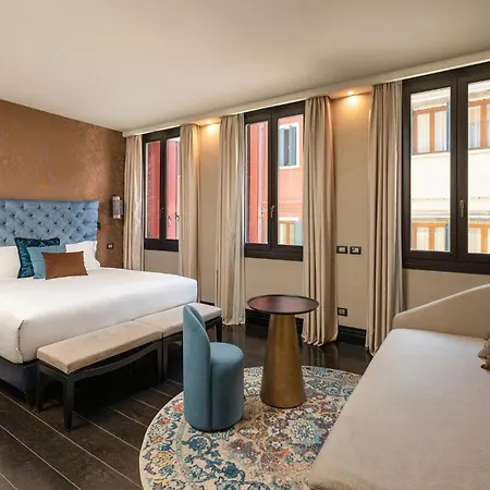 The Venice Times Hotel, Vignette Collection By Ihg-3