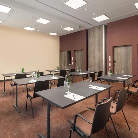 Hilton Garden Inn Davos-3