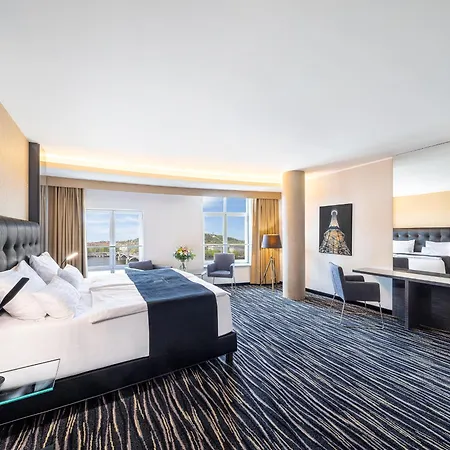 Dancing House Hotel - Tancici Dum-3