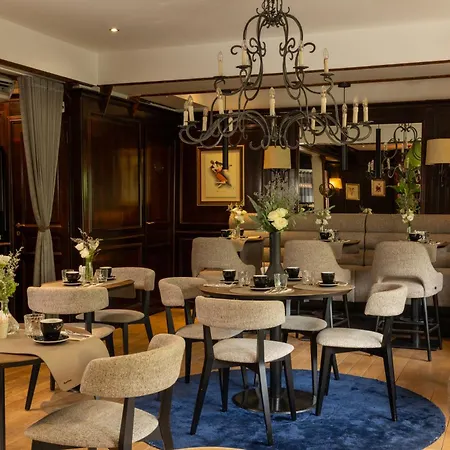 Hotel London-2