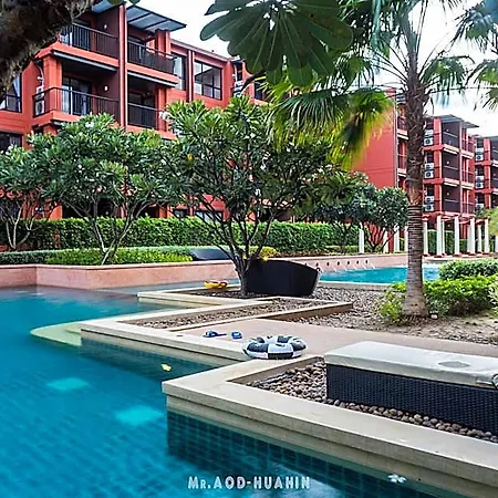 Bluroc Huahin Pool View-2