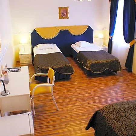 Olevi Residents-2