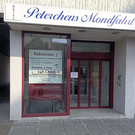 Hotel Peterchens Mondfahrt-2