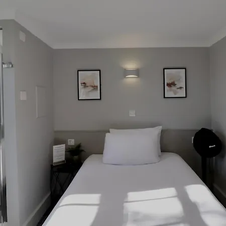 Howard Winchester Hotel-2