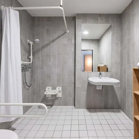 B&B Hotel Nuernberg-City-3