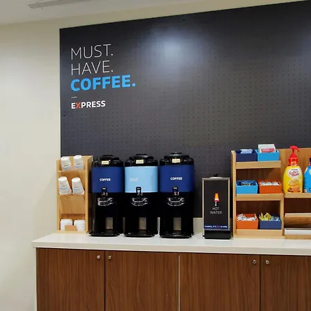 Holiday Inn Express Chicago - Magnificent Mile By Ihg-2