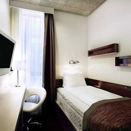 Ibis Styles Stockholm Odenplan-3