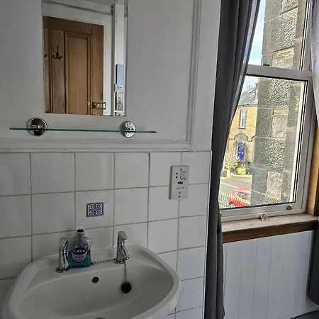 Smiths Guest House-2