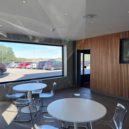 Maby Park Hotel Arlanda-3