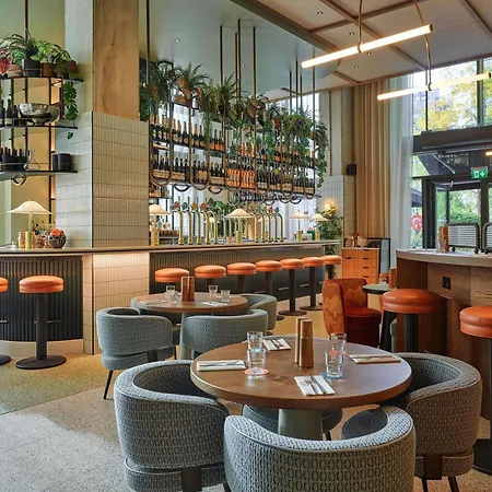 Tribe London Canary Wharf-3