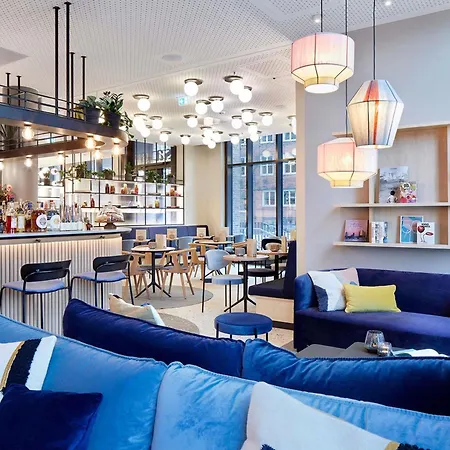Novotel Hamburg Central Station-3