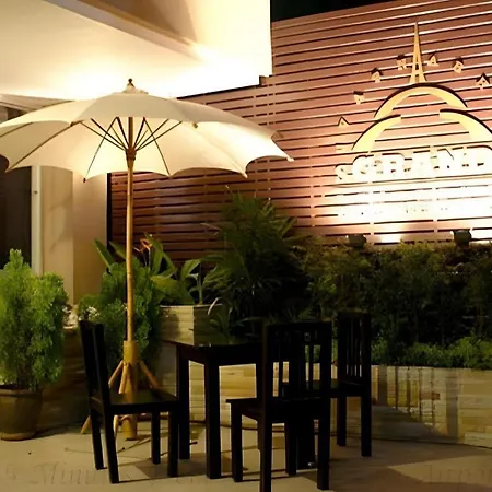 Grand Pinnacle Hotel-3