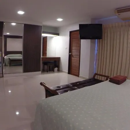 Diamond City Place Hotel-2
