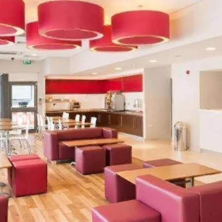 Travelodge Liverpool Central Exchange Street-3