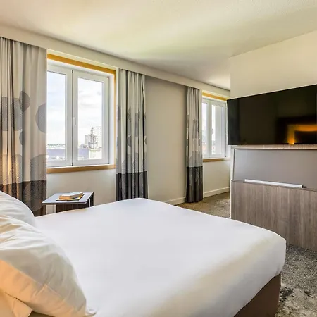 Novotel Brussels City Centre-3