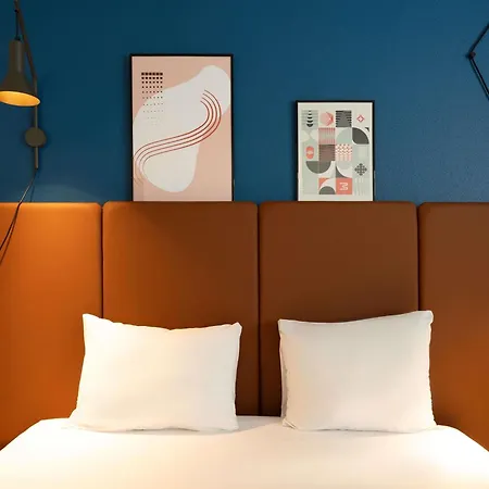 Ibis Lausanne Centre-2